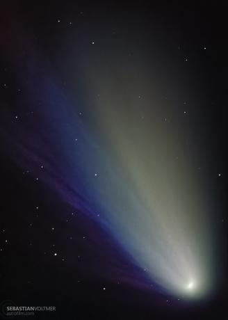 1997年4月1日，1230mm焦距的C8望远镜+柯达EPP100相机曝光10分钟拍摄到的海尔波普彗星